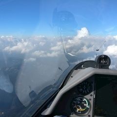 Flugwegposition um 13:08:49: Aufgenommen in der Nähe von Gemeinde Rettenegg, 8674 Rettenegg, Österreich in 2388 Meter